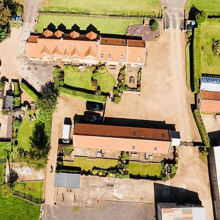 Low Moor Lodge Scarborough Buitenkant foto