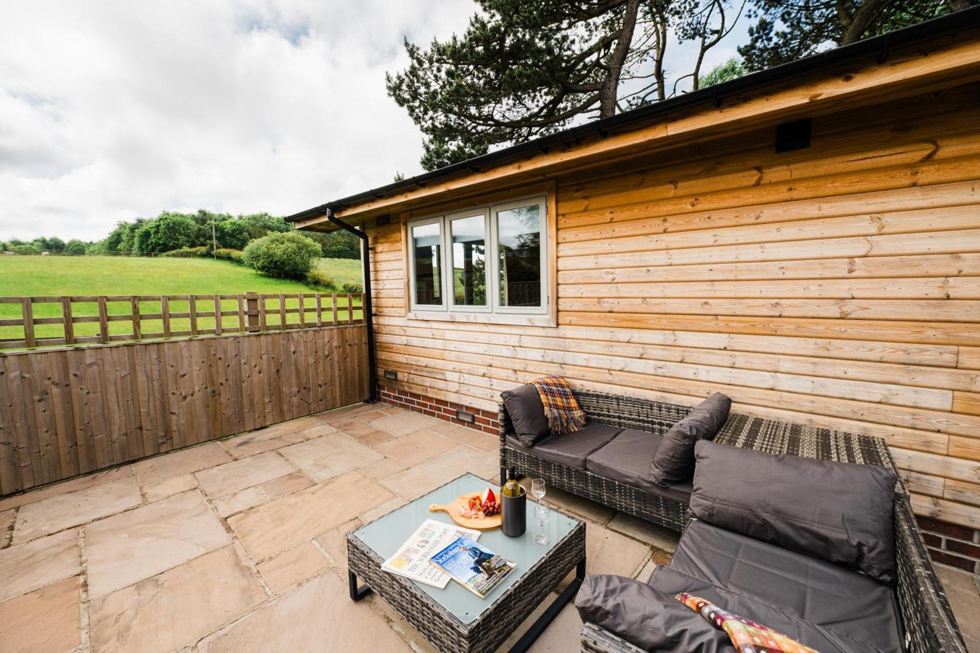 Low Moor Lodge Scarborough Buitenkant foto